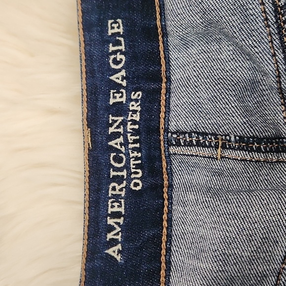 American Eagle Outfitters Tomgirl Dark Wash Jean's - Picture 5 of 8